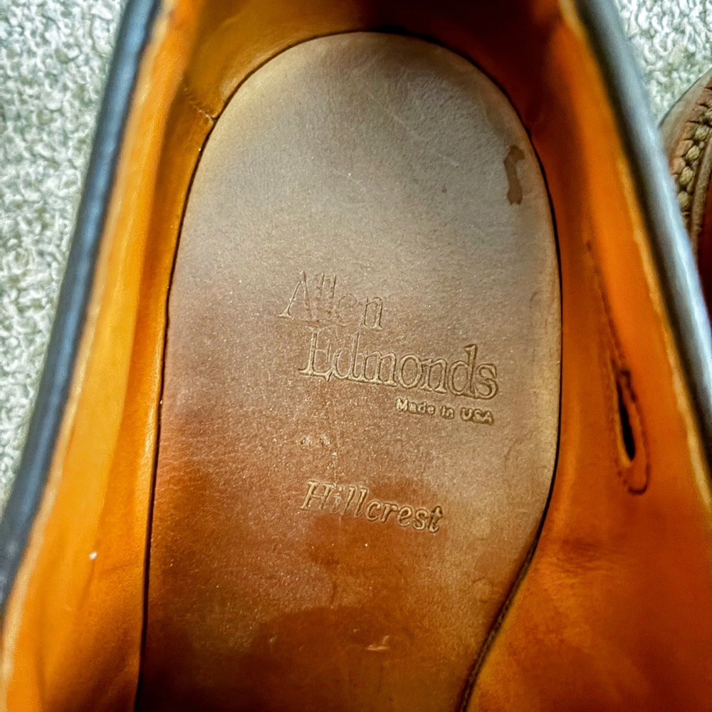 Allen Edmonds Men's Tan Leather Oxfords - Picture 3 of 5